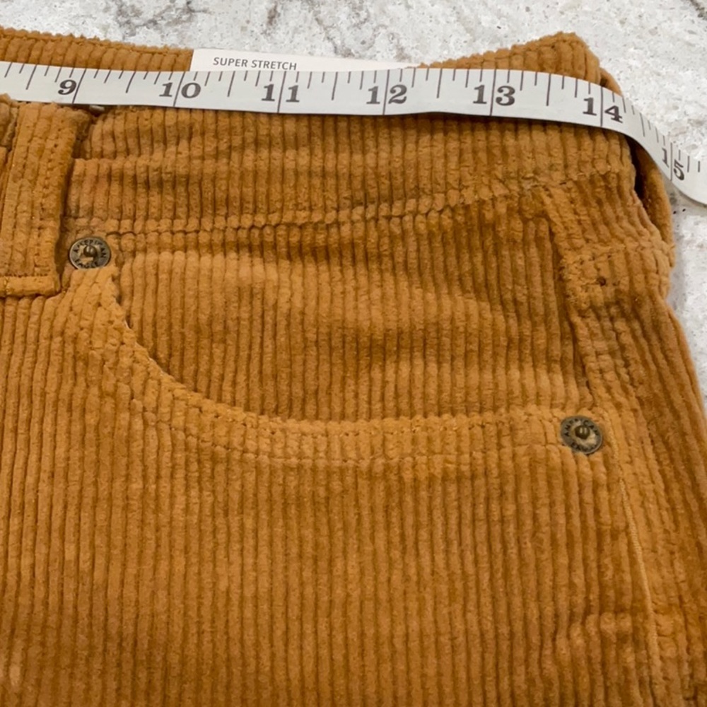 NWT AMERICAN EAGLE mom jeans super stretch size 6 28W - Picture 4 of 12